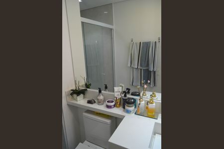 Apartamento à venda com 93m², 3 quartos e sem vaga Apartamento à venda com 93m², 3 quartos e sem vagaSuíte Banheiro