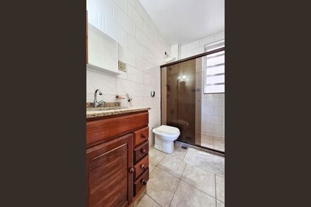 Apartamento à venda com 130m², 3 quartos e 1 vaga Apartamento à venda com 130m², 3 quartos e 1 vagaBanheiro Social