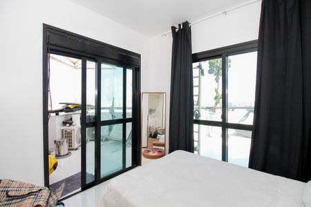 Apartamento à venda com 143m², 3 quartos e 3 vagas Apartamento à venda com 143m², 3 quartos e 3 vagasQuarto