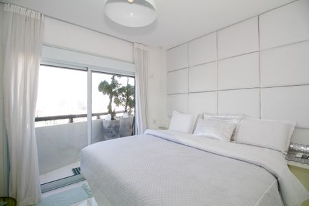 Apartamento à venda com 143m², 3 quartos e 3 vagas Apartamento à venda com 143m², 3 quartos e 3 vagasSuíte