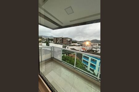 Apartamento à venda com 74m², 2 quartos e 1 vagaVaranda Sala