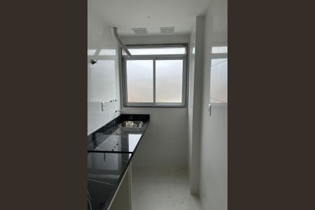 Apartamento à venda com 74m², 2 quartos e 1 vagaÁrea de Serviço