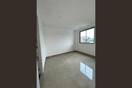 Apartamento à venda com 74m², 2 quartos e 1 vagaSuíte 