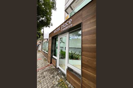 Apartamento à venda com 74m², 2 quartos e 1 vagaFachada 