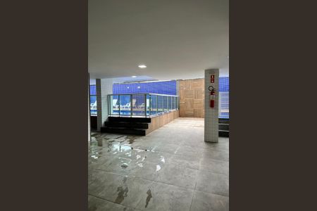 Apartamento à venda com 74m², 2 quartos e 1 vagaÁrea comum