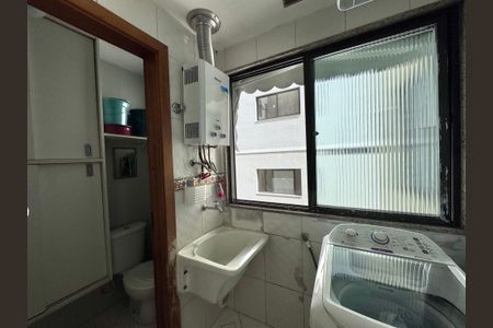 Apartamento à venda com 91m², 3 quartos e 1 vaga Apartamento à venda com 91m², 3 quartos e 1 vagaCozinha e Área de Serviço