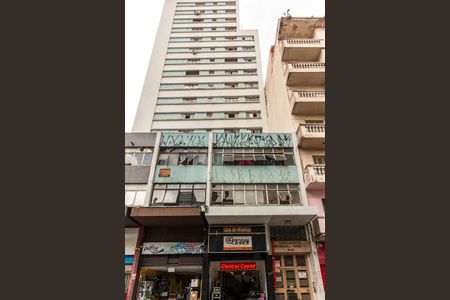 Apartamento à venda com 46m², 1 quarto e sem vaga Apartamento à venda com 46m², 1 quarto e sem vagaFachada