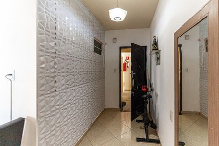 Apartamento à venda com 46m², 1 quarto e sem vaga Apartamento à venda com 46m², 1 quarto e sem vagaEntrada