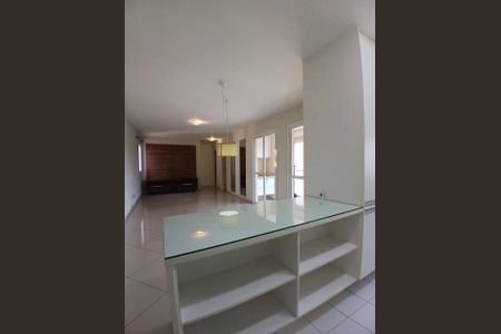 Apartamento à venda com 76m², 3 quartos e 2 vagasFoto 03