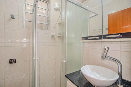Apartamento para alugar com 65m², 2 quartos e sem vagaBanheiro