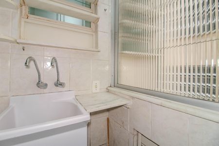 Apartamento para alugar com 65m², 2 quartos e sem vagaÁrea de Serviço