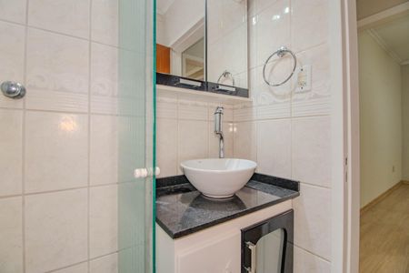 Apartamento para alugar com 65m², 2 quartos e sem vagaBanheiro