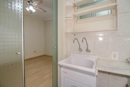 Apartamento para alugar com 65m², 2 quartos e sem vagaÁrea de Serviço