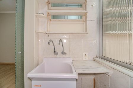 Apartamento para alugar com 65m², 2 quartos e sem vagaÁrea de Serviço