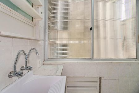 Apartamento para alugar com 65m², 2 quartos e sem vagaÁrea de Serviço