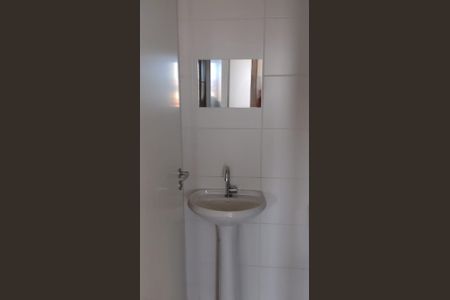 Apartamento à venda com 33m², 2 quartos e sem vaga Apartamento à venda com 33m², 2 quartos e sem vagaBanheiro