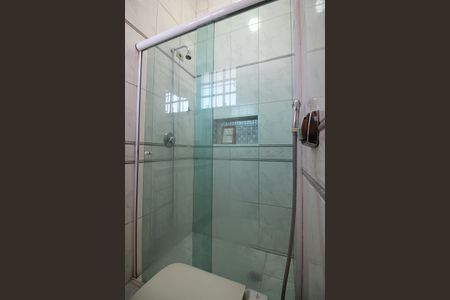 Casa à venda com 146m², 3 quartos e 2 vagasBanheiro da Suíte