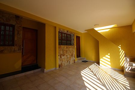 Casa à venda com 146m², 3 quartos e 2 vagasGaragem