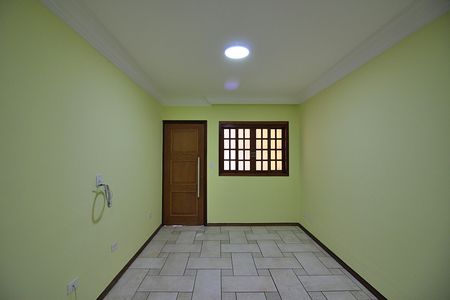 Casa à venda com 146m², 3 quartos e 2 vagasSala