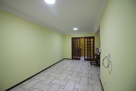 Casa à venda com 146m², 3 quartos e 2 vagasSala