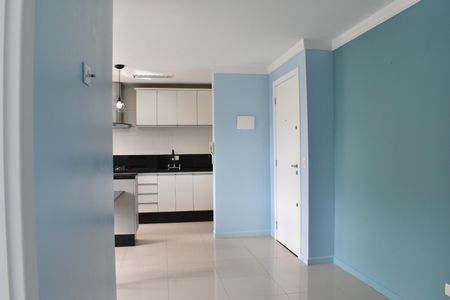 Apartamento para alugar com 79m², 3 quartos e 1 vagaSala