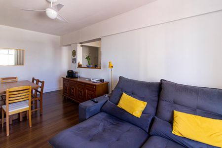 Apartamento à venda com 70m², 2 quartos e sem vagaSala