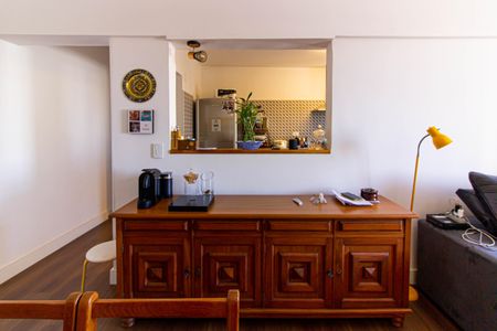 Apartamento à venda com 70m², 2 quartos e sem vagaSala