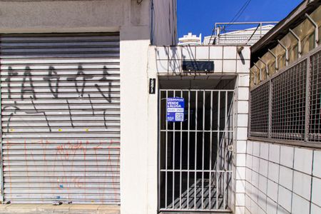Apartamento à venda com 70m², 2 quartos e sem vagaFachada + Plaquinha