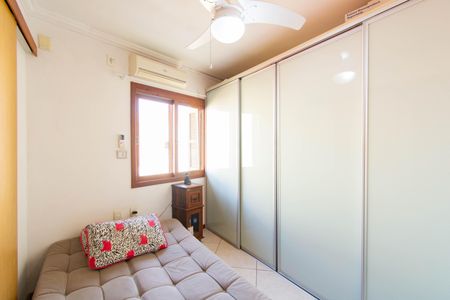 Casa de condomínio à venda com 86m², 3 quartos e 1 vagaQuarto 2