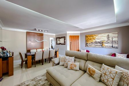 Apartamento à venda com 115m², 4 quartos e 2 vagasSala