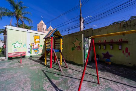 Apartamento à venda com 46m², 2 quartos e 1 vaga Apartamento à venda com 46m², 2 quartos e 1 vagaÁrea comum - Playground