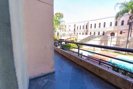 Apartamento à venda com 46m², 2 quartos e 1 vaga Apartamento à venda com 46m², 2 quartos e 1 vagaÁrea comum - Salão de festas