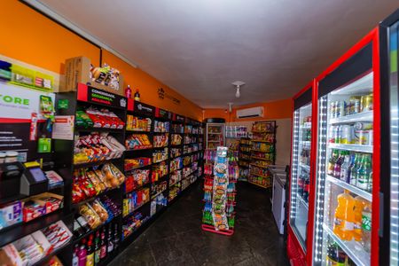 Apartamento à venda com 46m², 2 quartos e 1 vaga Apartamento à venda com 46m², 2 quartos e 1 vagaÁrea comum - Mini Mercado