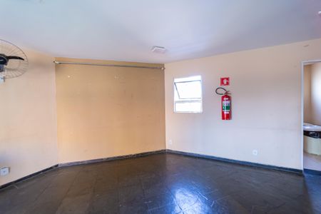 Apartamento à venda com 46m², 2 quartos e 1 vaga Apartamento à venda com 46m², 2 quartos e 1 vagaÁrea comum - Salão de festas