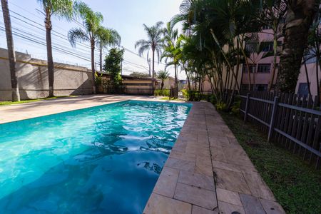 Apartamento à venda com 46m², 2 quartos e 1 vaga Apartamento à venda com 46m², 2 quartos e 1 vagaÁrea comum - Piscina