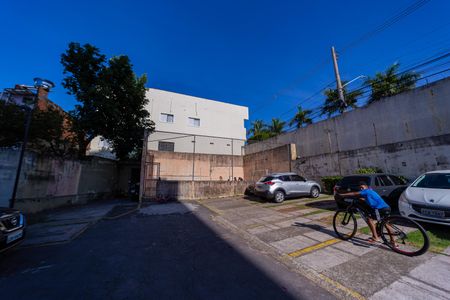 Apartamento à venda com 46m², 2 quartos e 1 vaga Apartamento à venda com 46m², 2 quartos e 1 vagaÁrea comum - Estacionamento