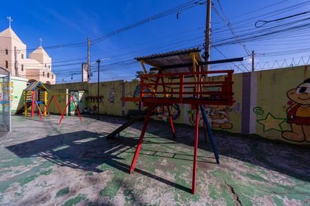 Apartamento à venda com 46m², 2 quartos e 1 vaga Apartamento à venda com 46m², 2 quartos e 1 vagaÁrea comum - Playground