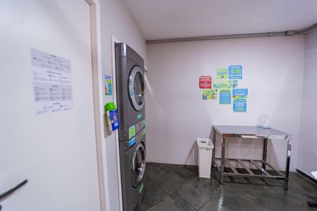 Apartamento à venda com 46m², 2 quartos e 1 vaga Apartamento à venda com 46m², 2 quartos e 1 vagaÁrea comum - Lavanderia