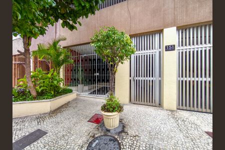 Apartamento à venda com 124m², 3 quartos e 2 vagasFachada e portaria