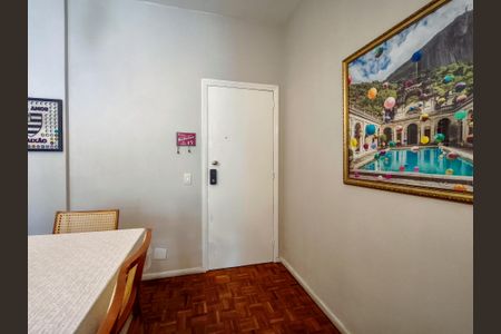 Apartamento à venda com 124m², 3 quartos e 2 vagasSala