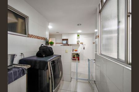 Apartamento à venda com 124m², 3 quartos e 2 vagasÁrea de Serviço