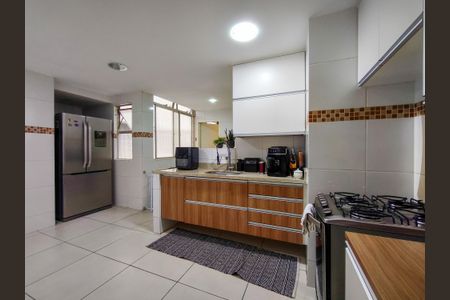 Apartamento à venda com 124m², 3 quartos e 2 vagasCozinha