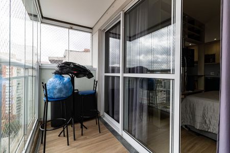 Apartamento para alugar com 33m², 1 quarto e 1 vaga Apartamento para alugar com 33m², 1 quarto e 1 vagaVaranda