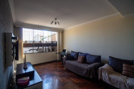 Casa à venda com 150m², 3 quartos e 2 vagasSala