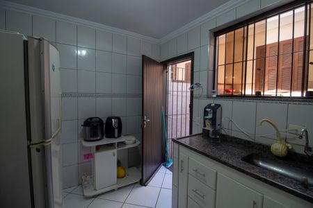 Casa à venda com 150m², 3 quartos e 2 vagasCozinha