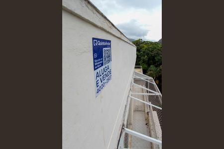 Apartamento à venda com 274m², 4 quartos e 5 vagas Apartamento à venda com 274m², 4 quartos e 5 vagasPlaquinha