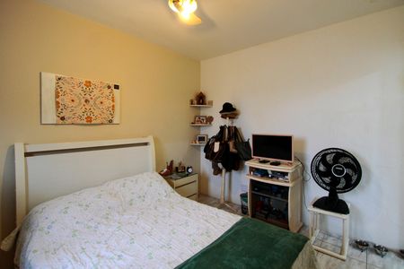 Apartamento à venda com 274m², 4 quartos e 5 vagas Apartamento à venda com 274m², 4 quartos e 5 vagasSuíte 2