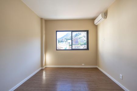 Apartamento à venda com 115m², 3 quartos e 2 vagasSuíte