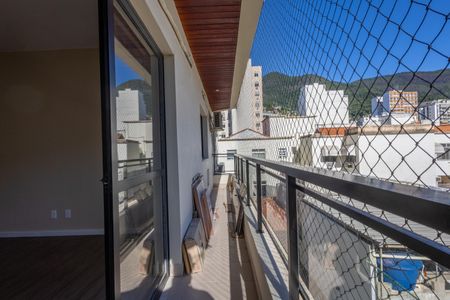 Apartamento à venda com 115m², 3 quartos e 2 vagasSala Varanda