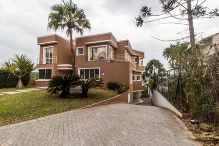 Casa à venda com 600m², 5 quartos e 2 vagasFachada